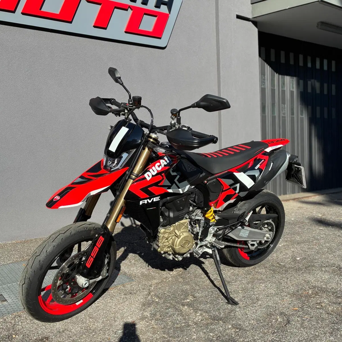 Ducati Hypermotard 698 Mono RVE (2024 - 26) (5)