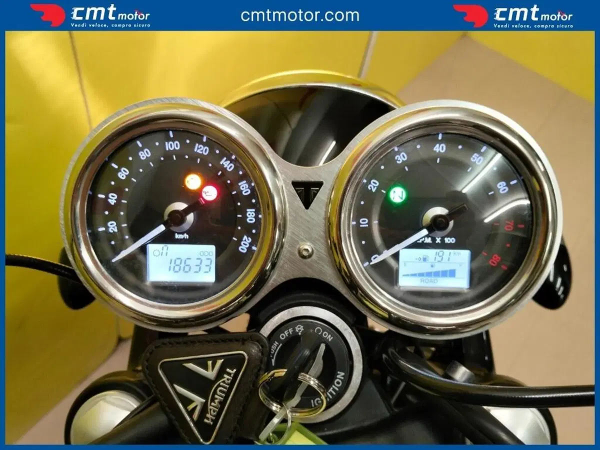 Triumph Bonneville T120 (2016 - 20) (5)
