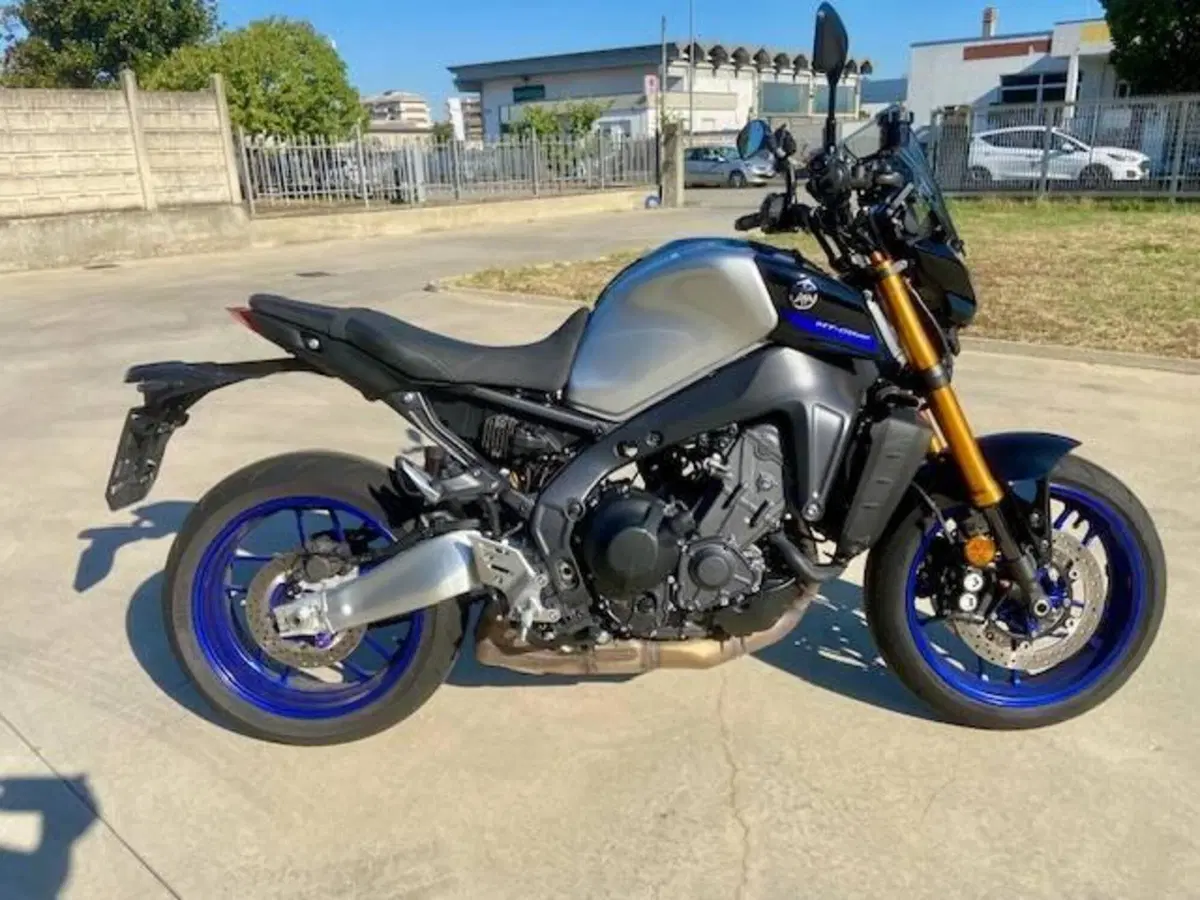Yamaha MT-09 SP (2021 - 23) (2)