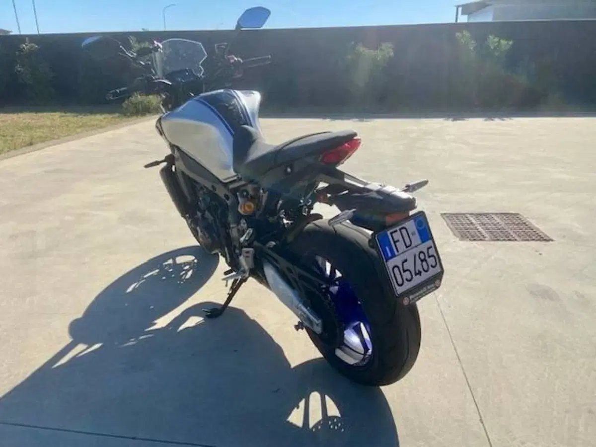 Yamaha MT-09 SP (2021 - 23) (6)