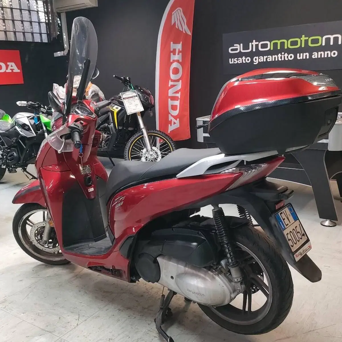 Honda SH 300 i ABS (2016 - 20) (3)