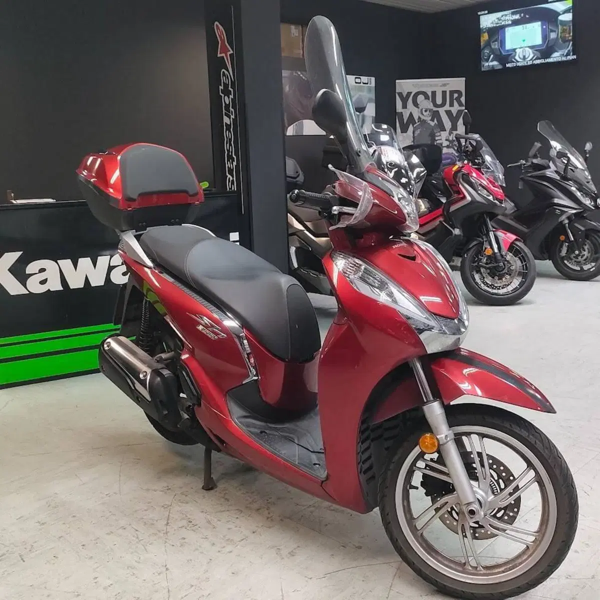 Honda SH 300 i ABS (2016 - 20) (5)