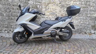 Kymco AK 550 (2020) usata