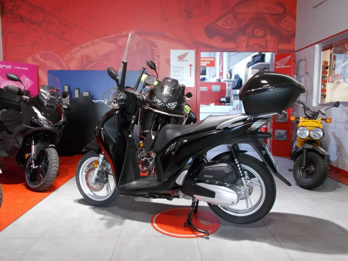 Honda SH 150i (2017 - 19) (6)