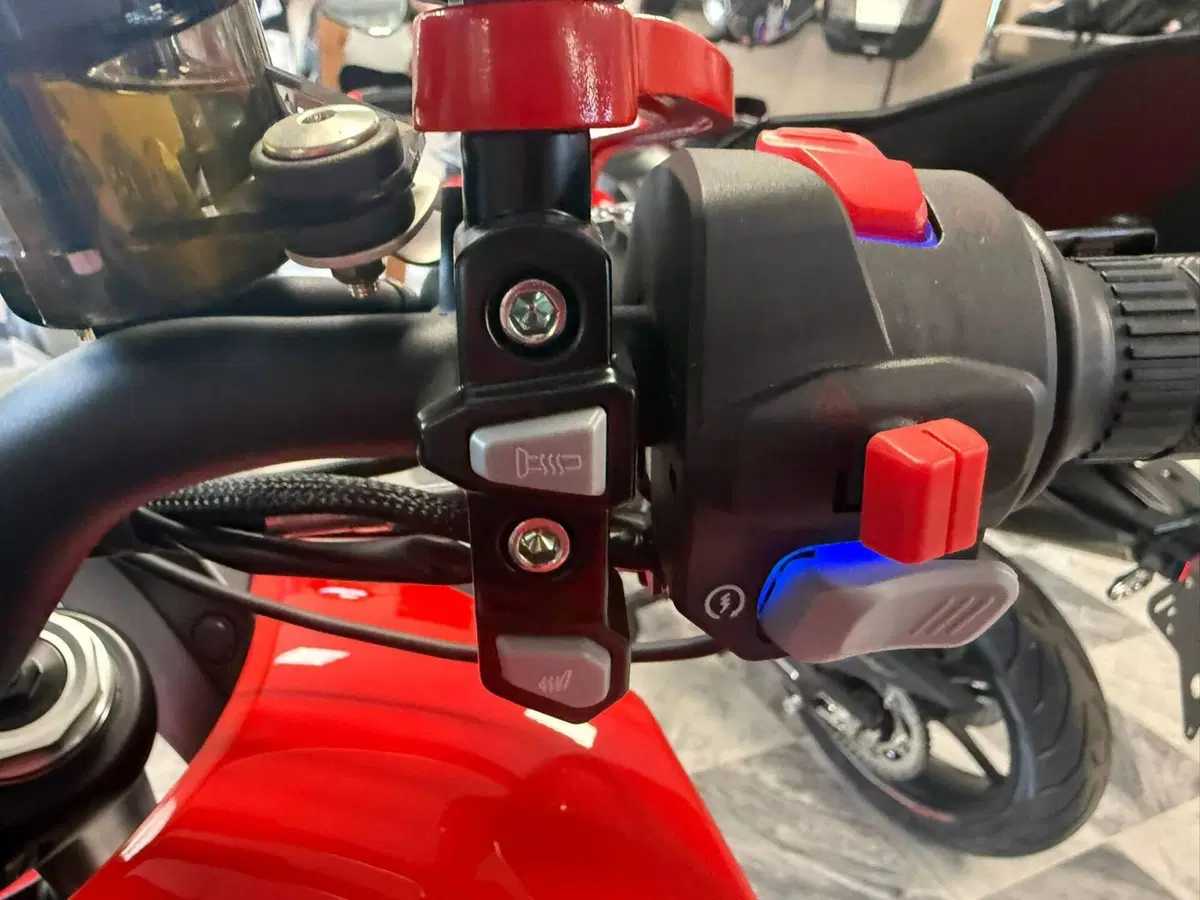 QJ Motor SRT 700 S (2025 - 26) (6)