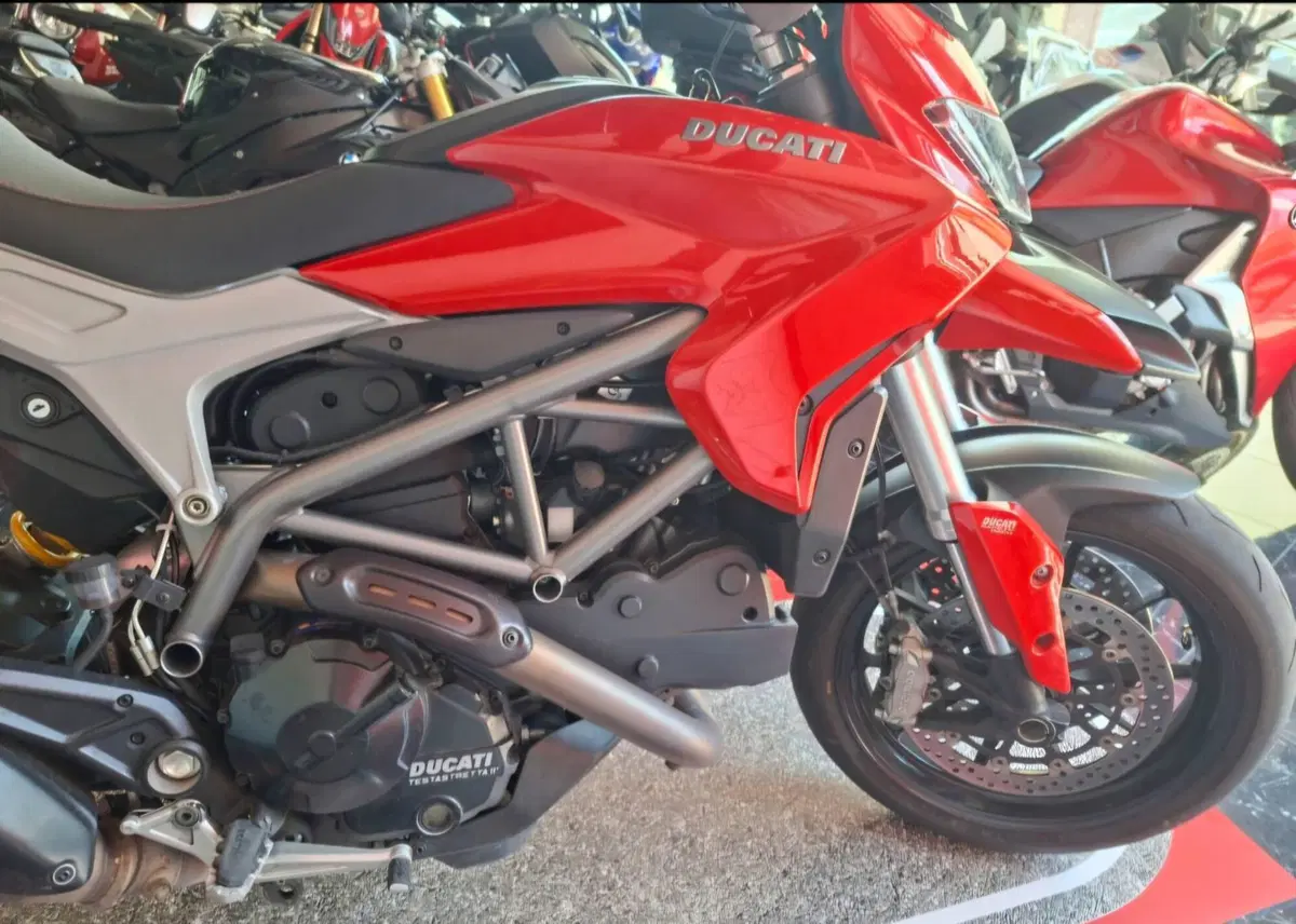 Ducati Hypermotard 821 (2013 - 15) (4)