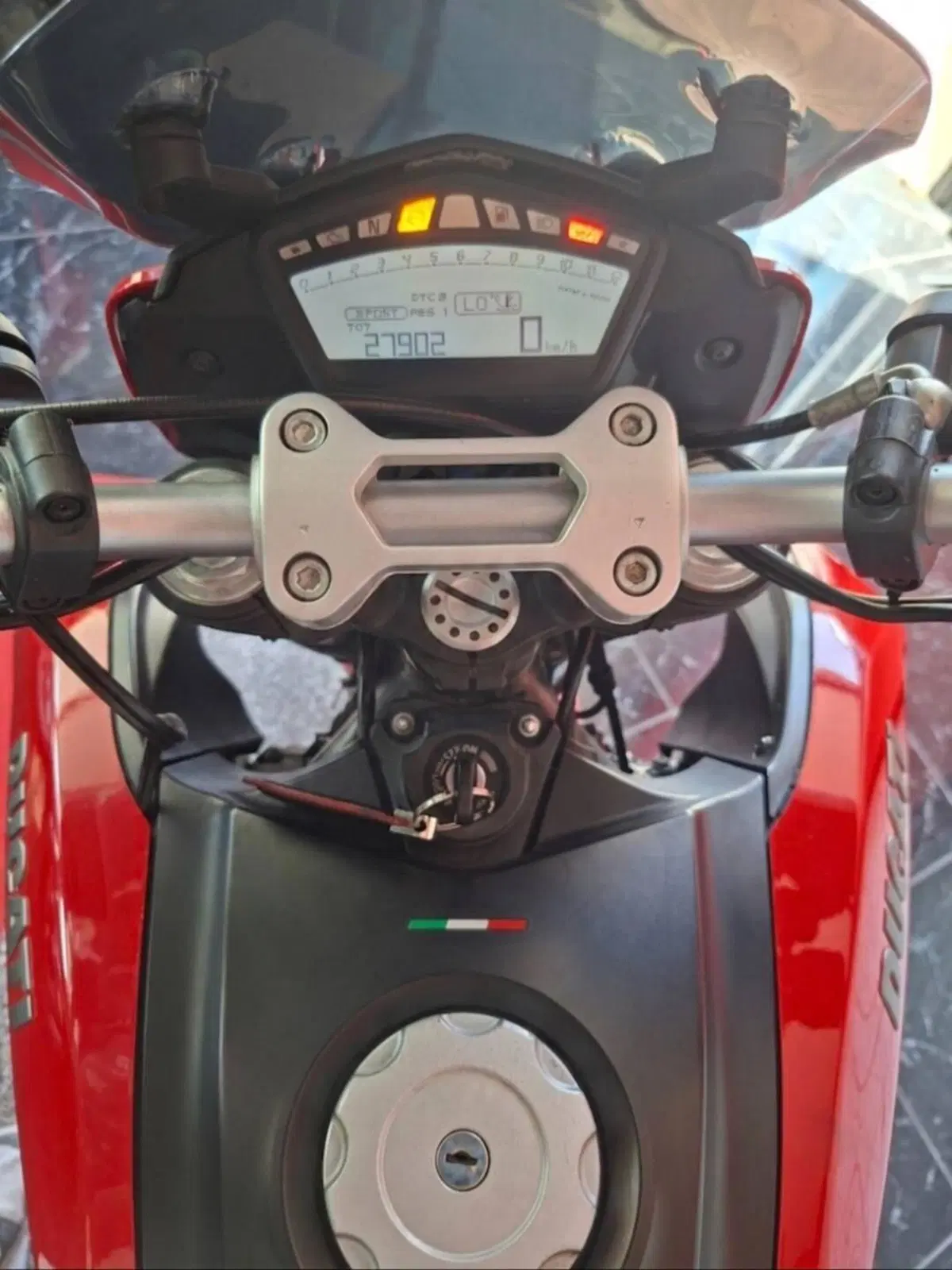 Ducati Hypermotard 821 (2013 - 15) (9)