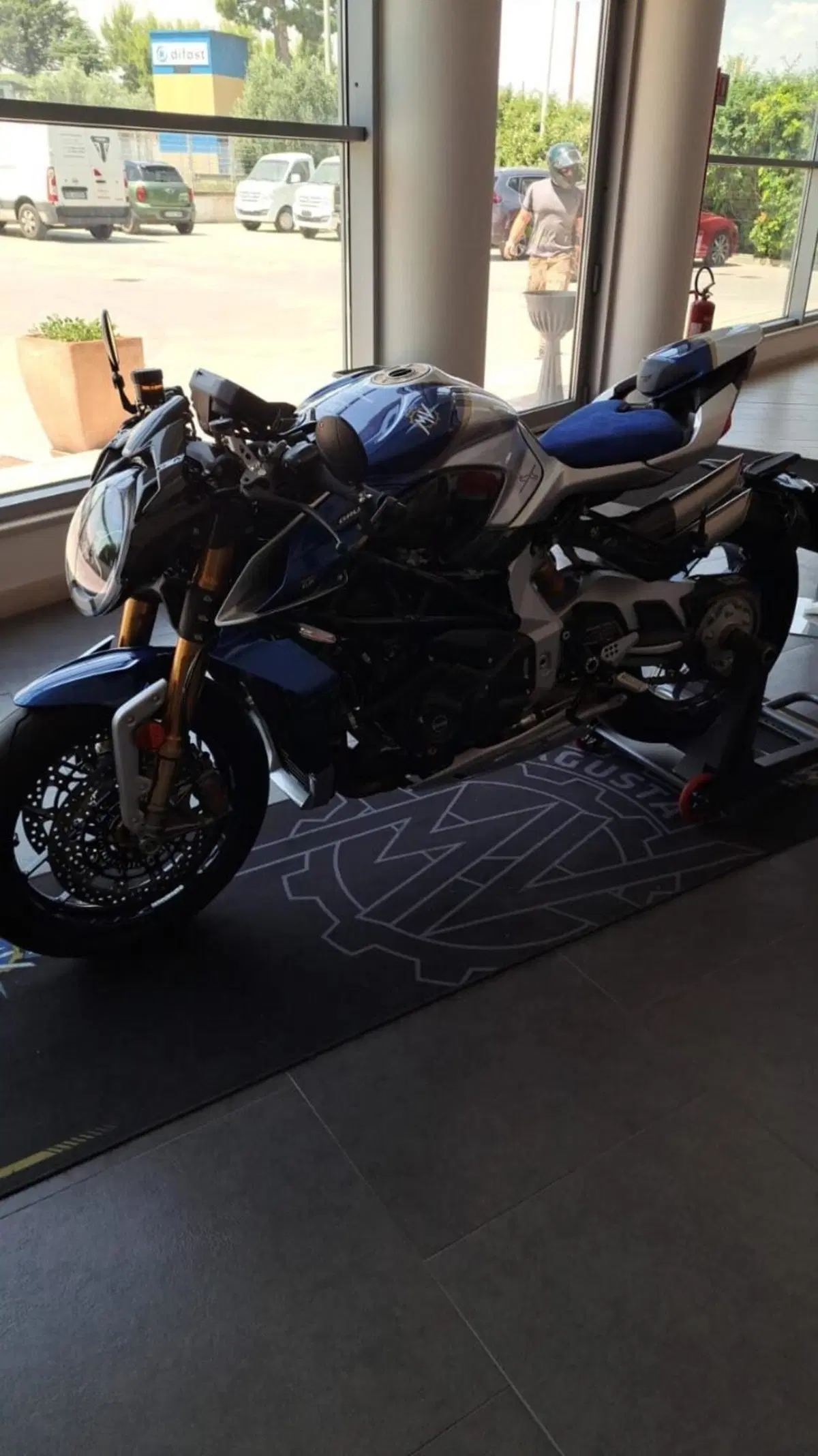 MV Agusta Brutale 1000 RR Assen (2023 - 26) (2)