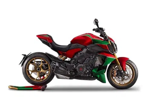 Ducati Diavel V4