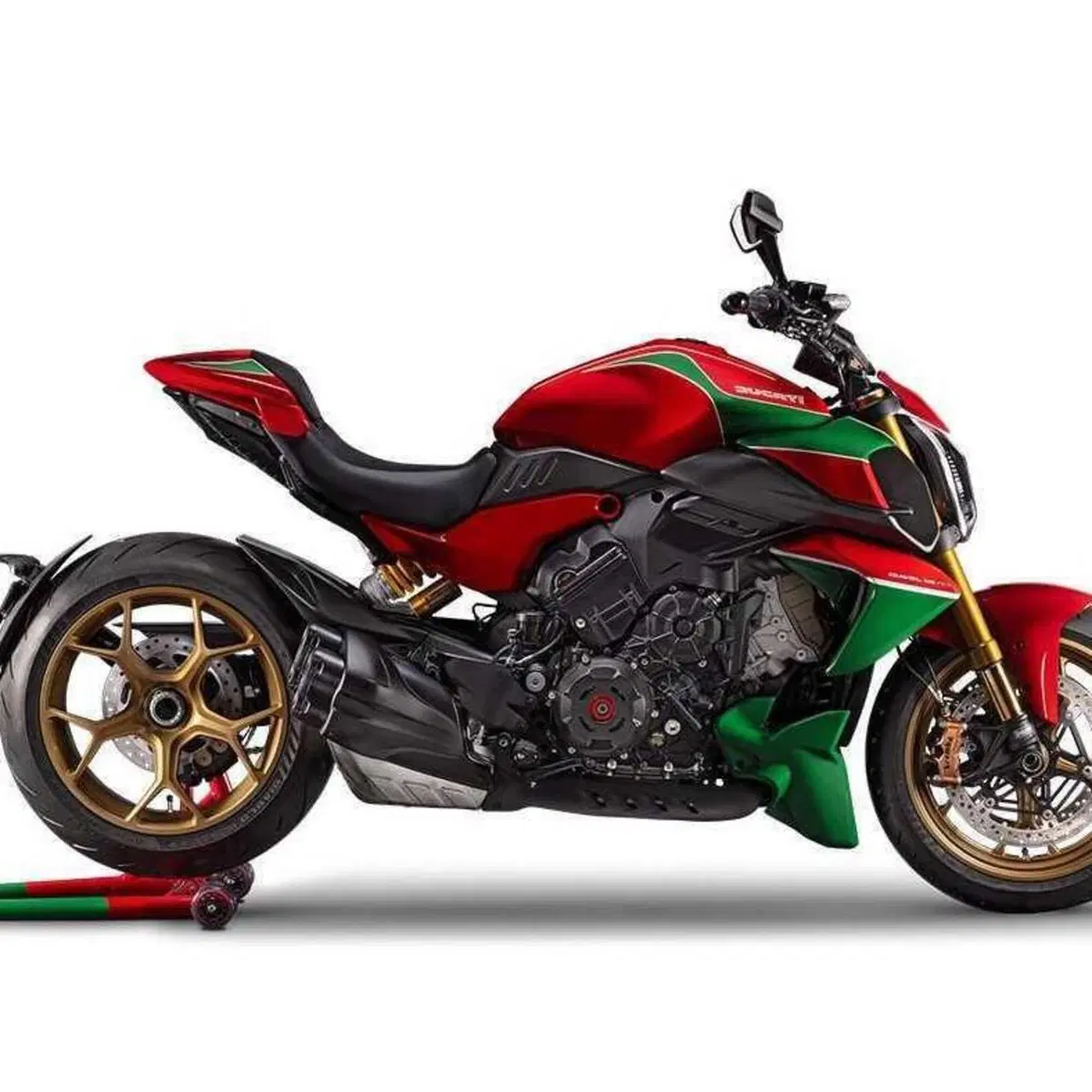 Ducati Diavel V4 RS 100 (2026)