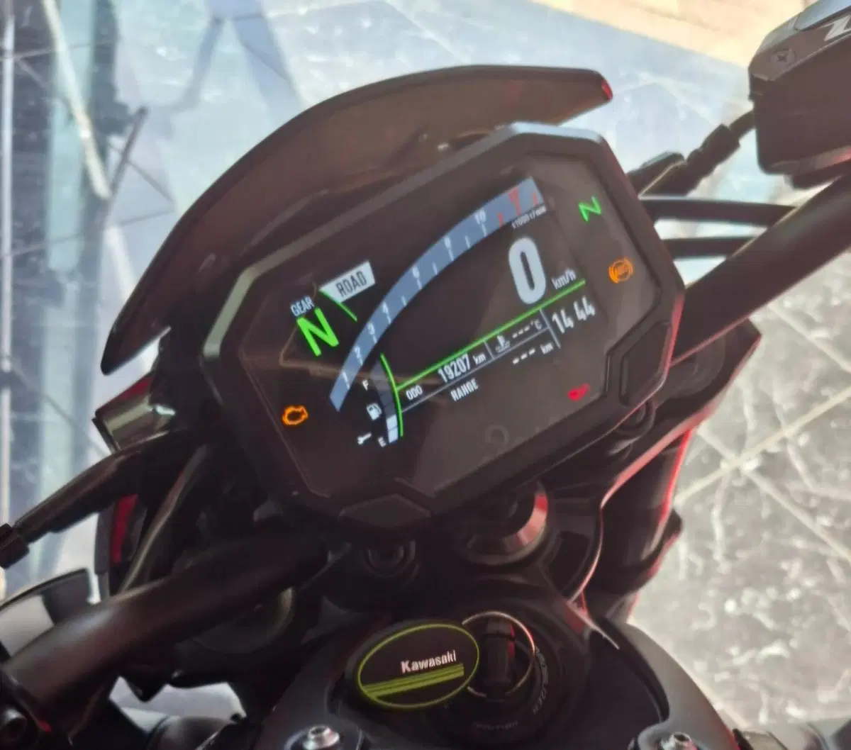 Kawasaki Z 900 (2021 - 24) (13)
