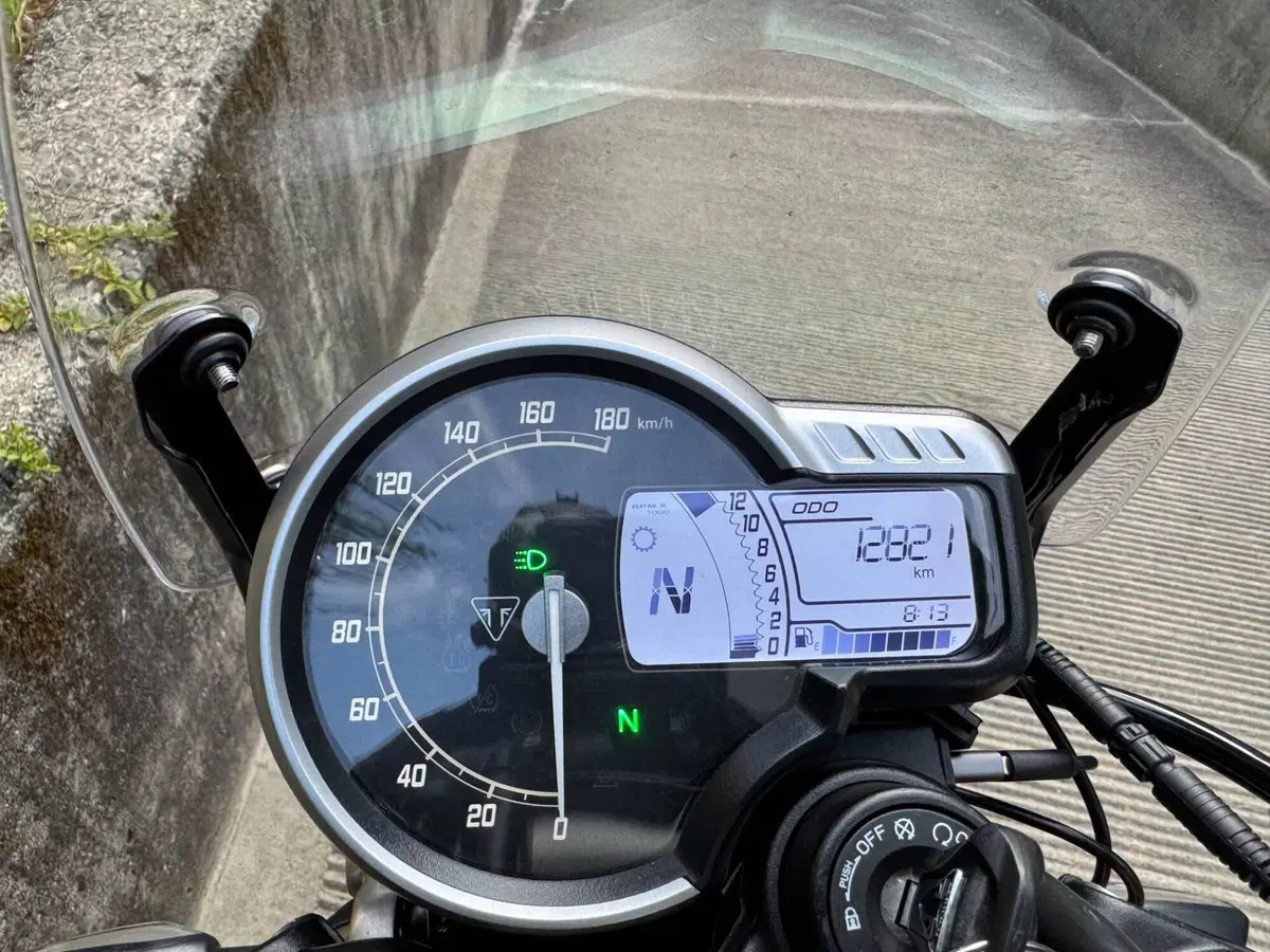 Triumph Speed 400 (2024 - 26) (7)