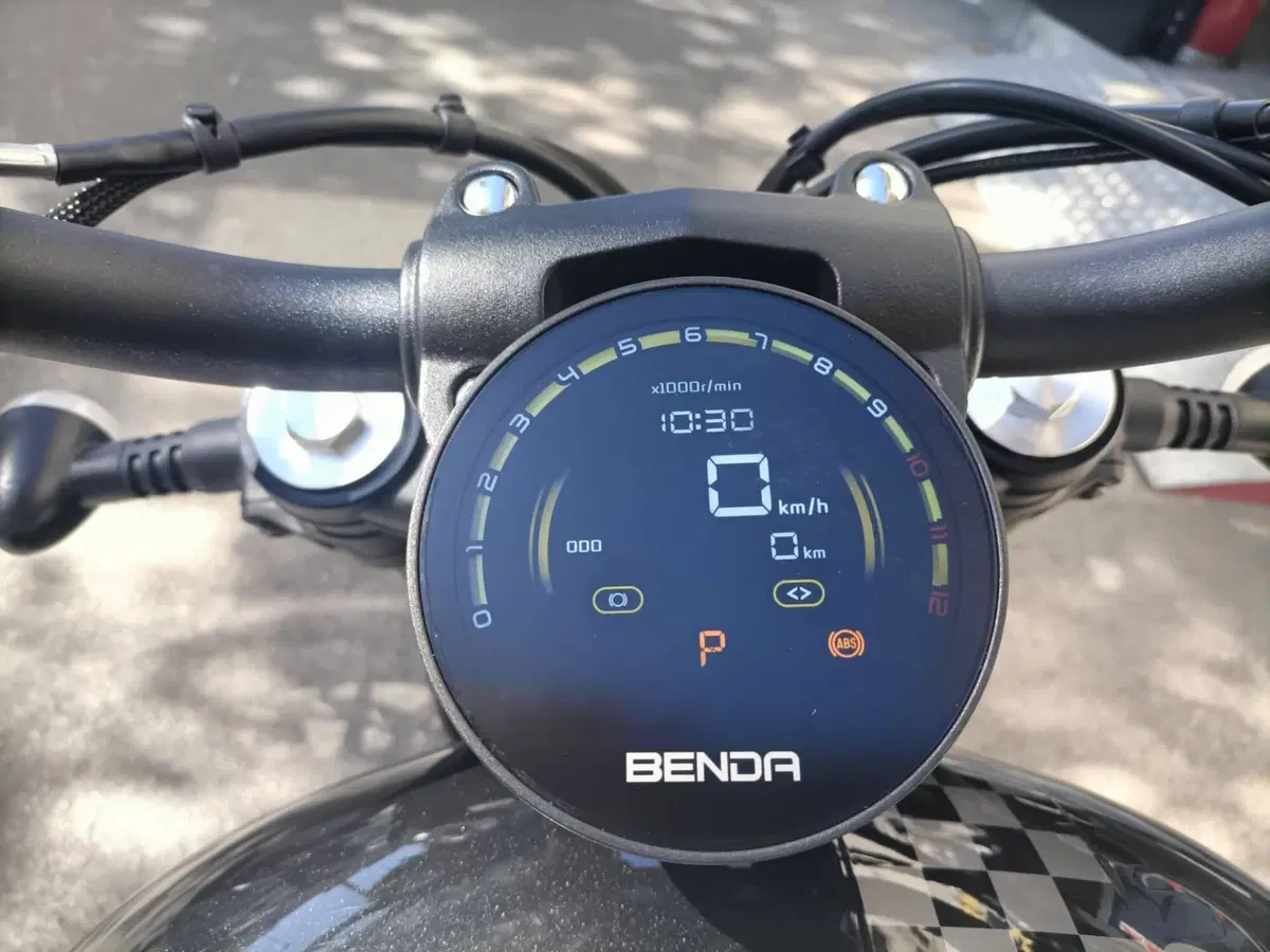Benda Motorcycles Chinchilla 350 CVT Neo (2026) (13)