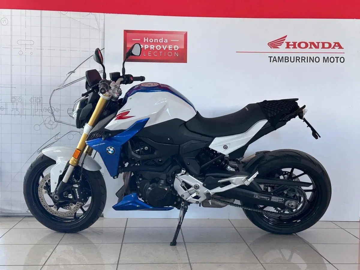 Bmw F 900 R (2021 - 24) (3)