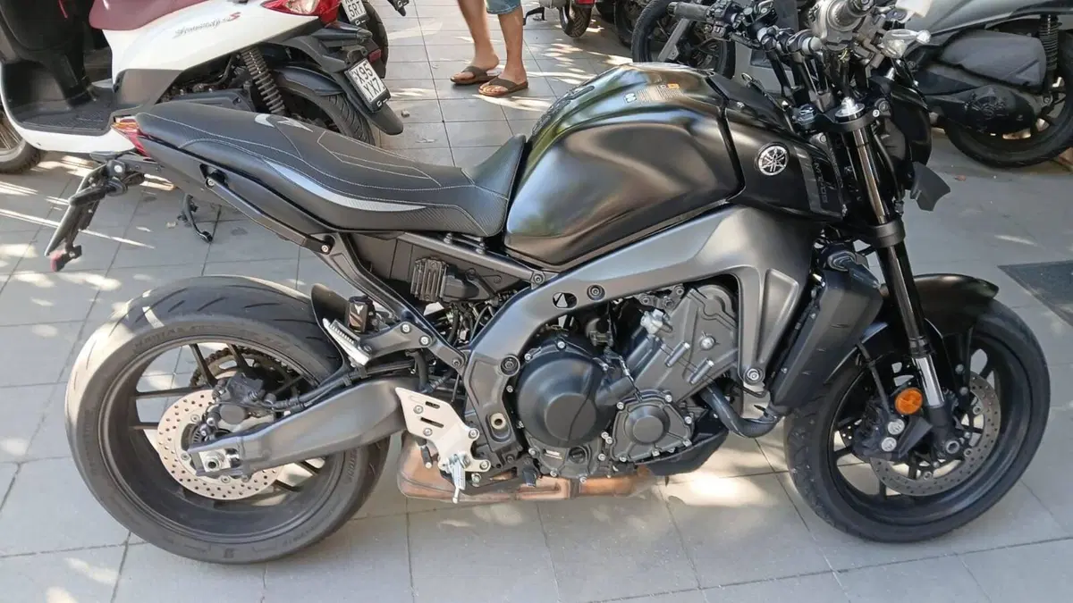 Yamaha MT-09 SP (2021 - 23) (2)