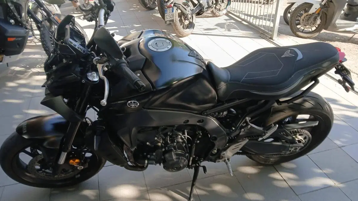 Yamaha MT-09 SP (2021 - 23) (3)