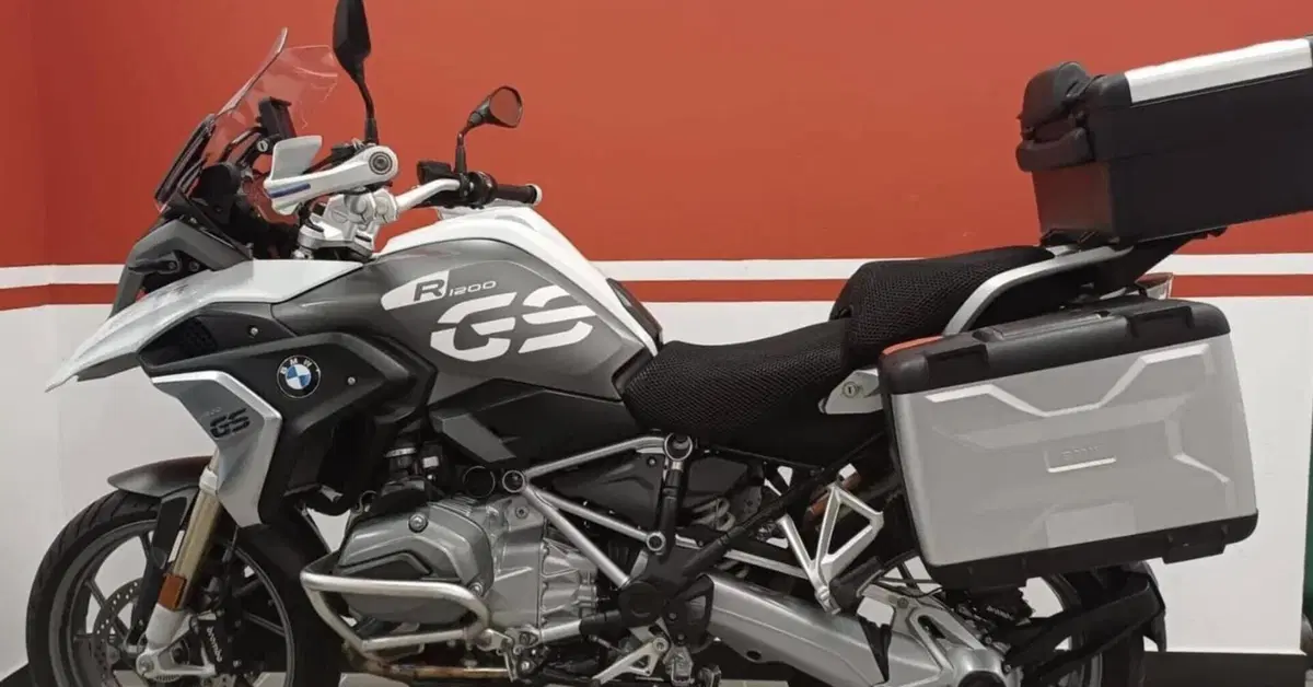 BMW R 1200 GS del 2017: l'usato del giorno per chi cerca un classico, pronto a tutto