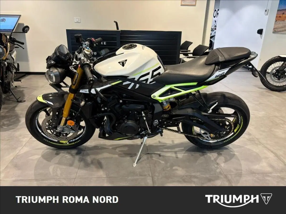 Triumph Street Triple 765 Moto2 Edition (2023 - 24) (3)