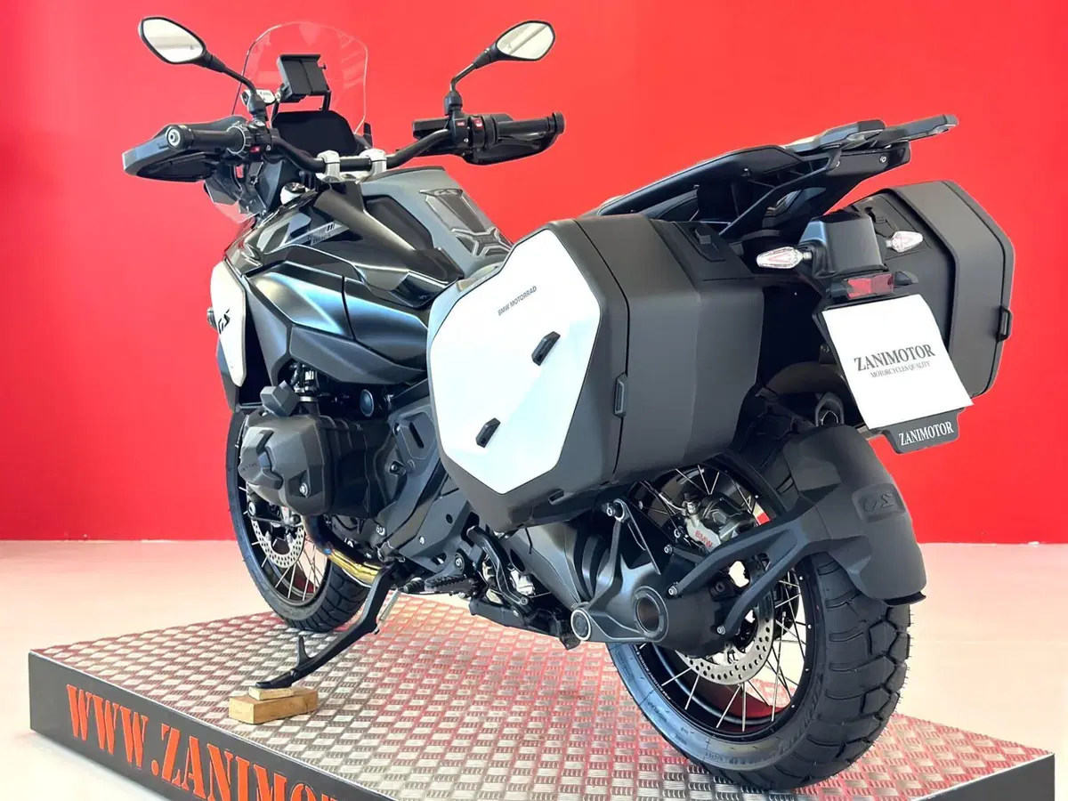 Bmw R 1300 GS Triple Black (2023 - 26) (16)