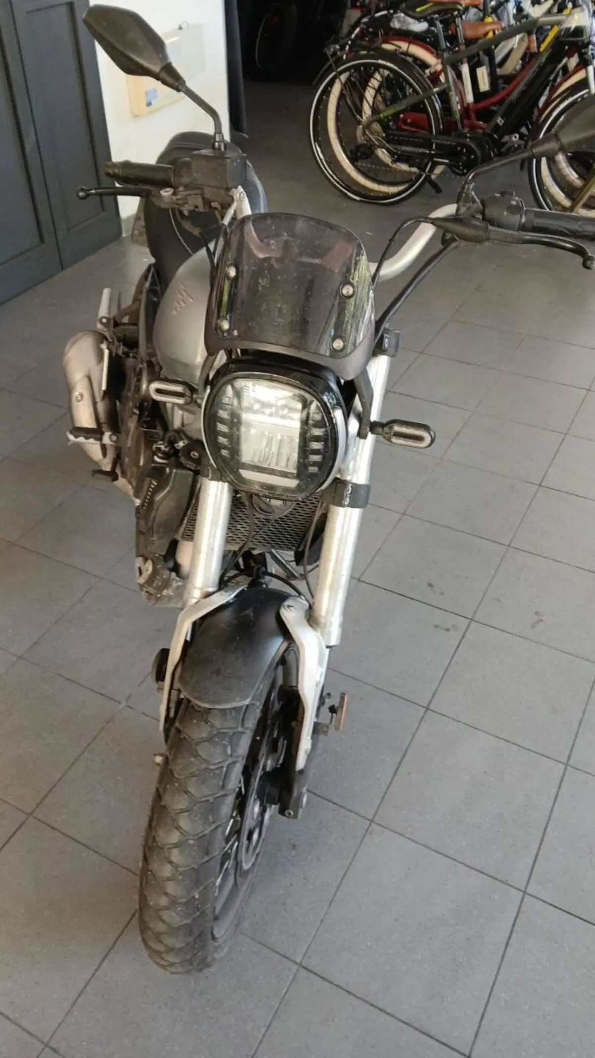 Voge Trofeo 300AC (2021 - 26)