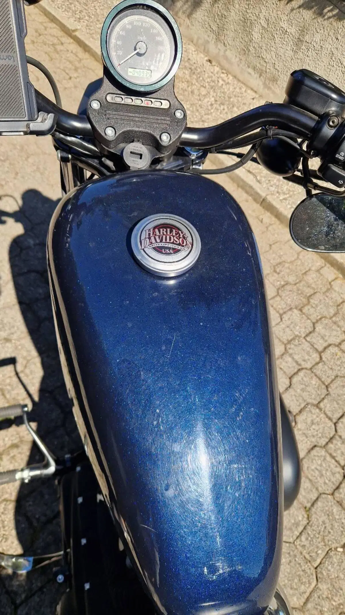 Harley-Davidson 883 Iron (2012 - 14) - XL 883N (5)