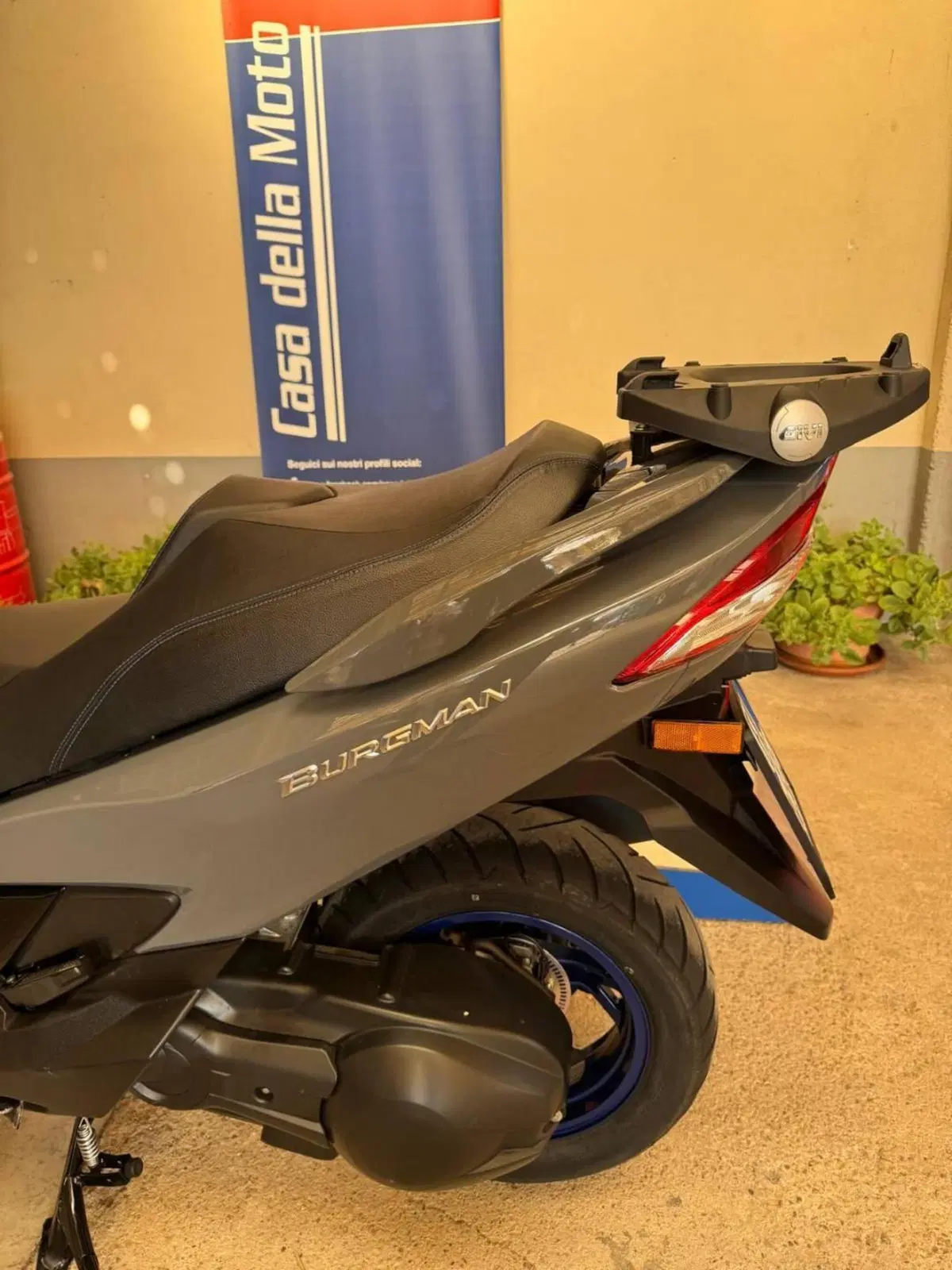 Suzuki Burgman 400 (2022 - 24) (12)