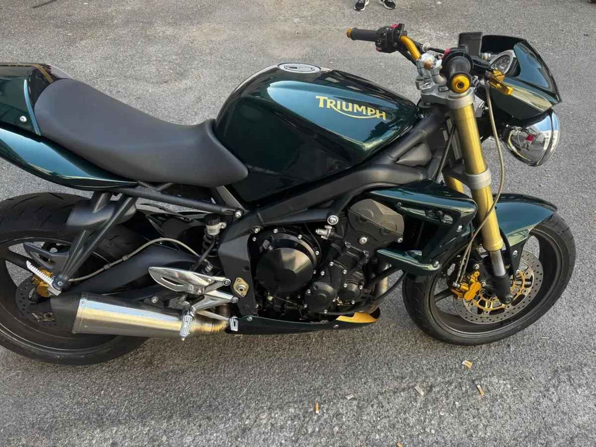 Triumph Street Triple (2007 - 12) (8)