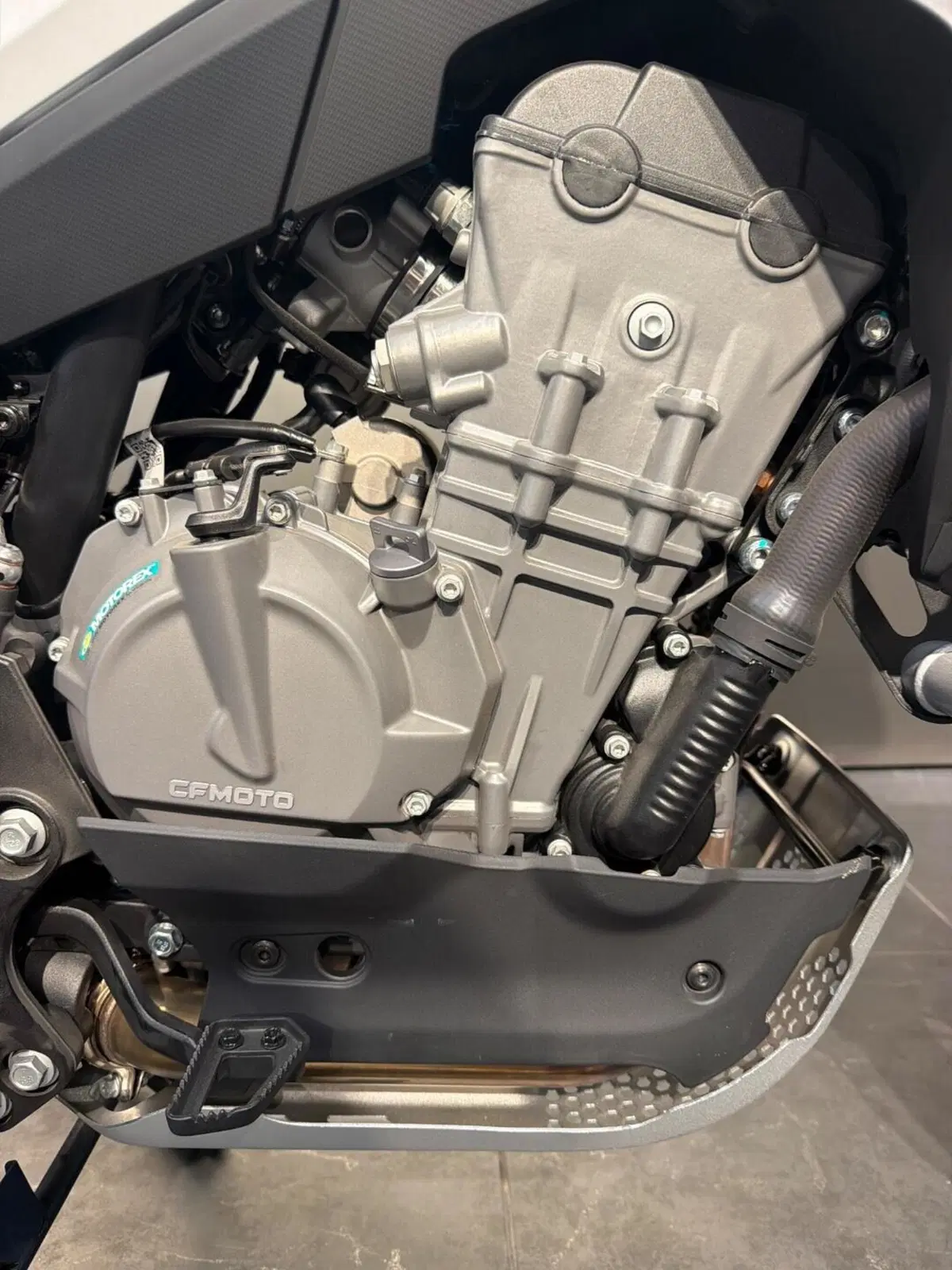 CFMOTO 800MT Explore (2023 - 26) (13)