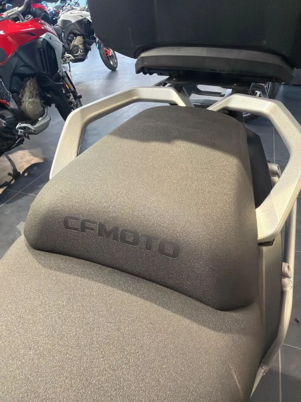 CFMOTO 800MT Explore (2023 - 26) (19)