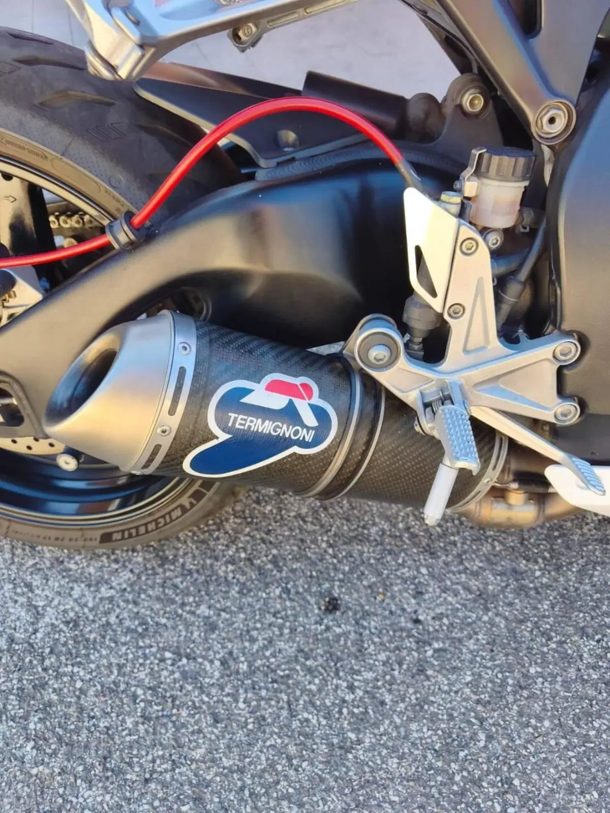 Honda CBR 1000 RR Fireblade (2008 - 11) (4)