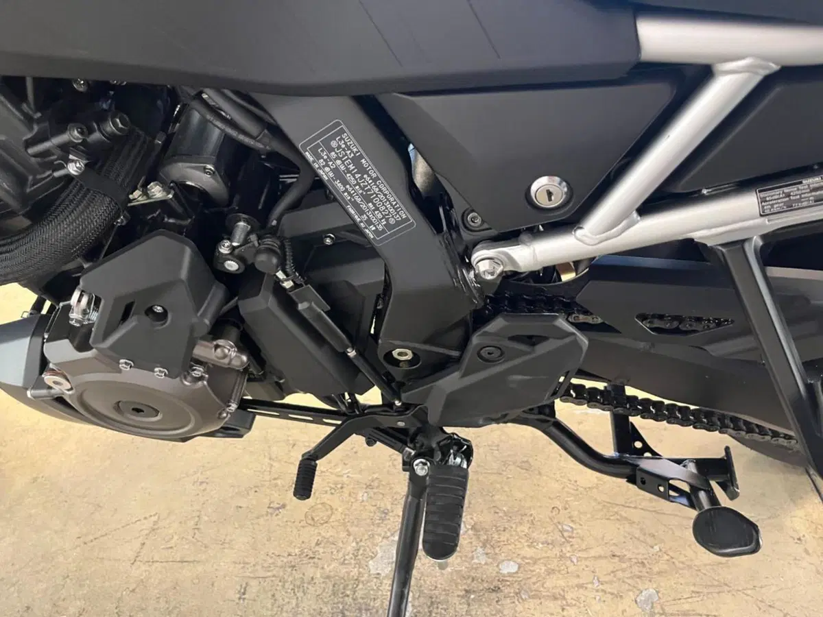 Suzuki V-Strom 800SE (2025 - 26) (10)