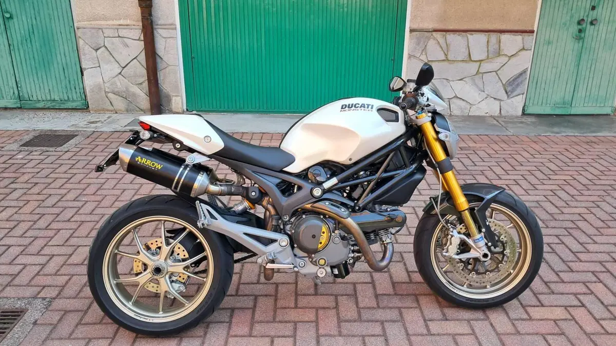 Ducati Monster 1100 S (2009 - 10)