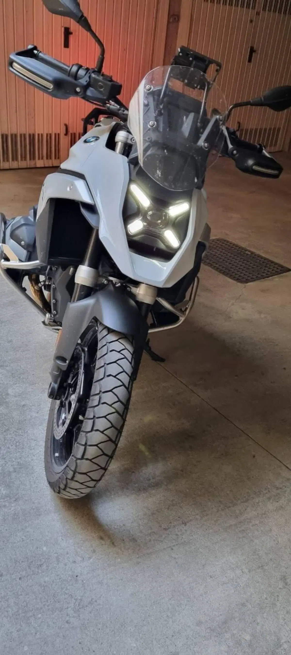 Bmw R 1300 GS (2023 - 26) (9)