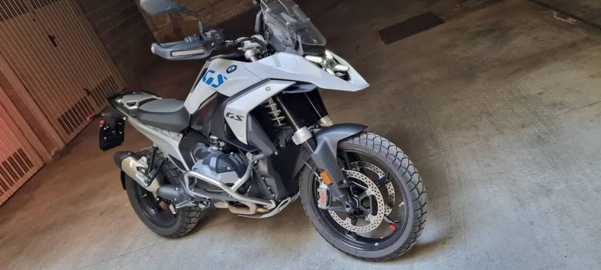 Bmw R 1300 GS (2023 - 26) (2)
