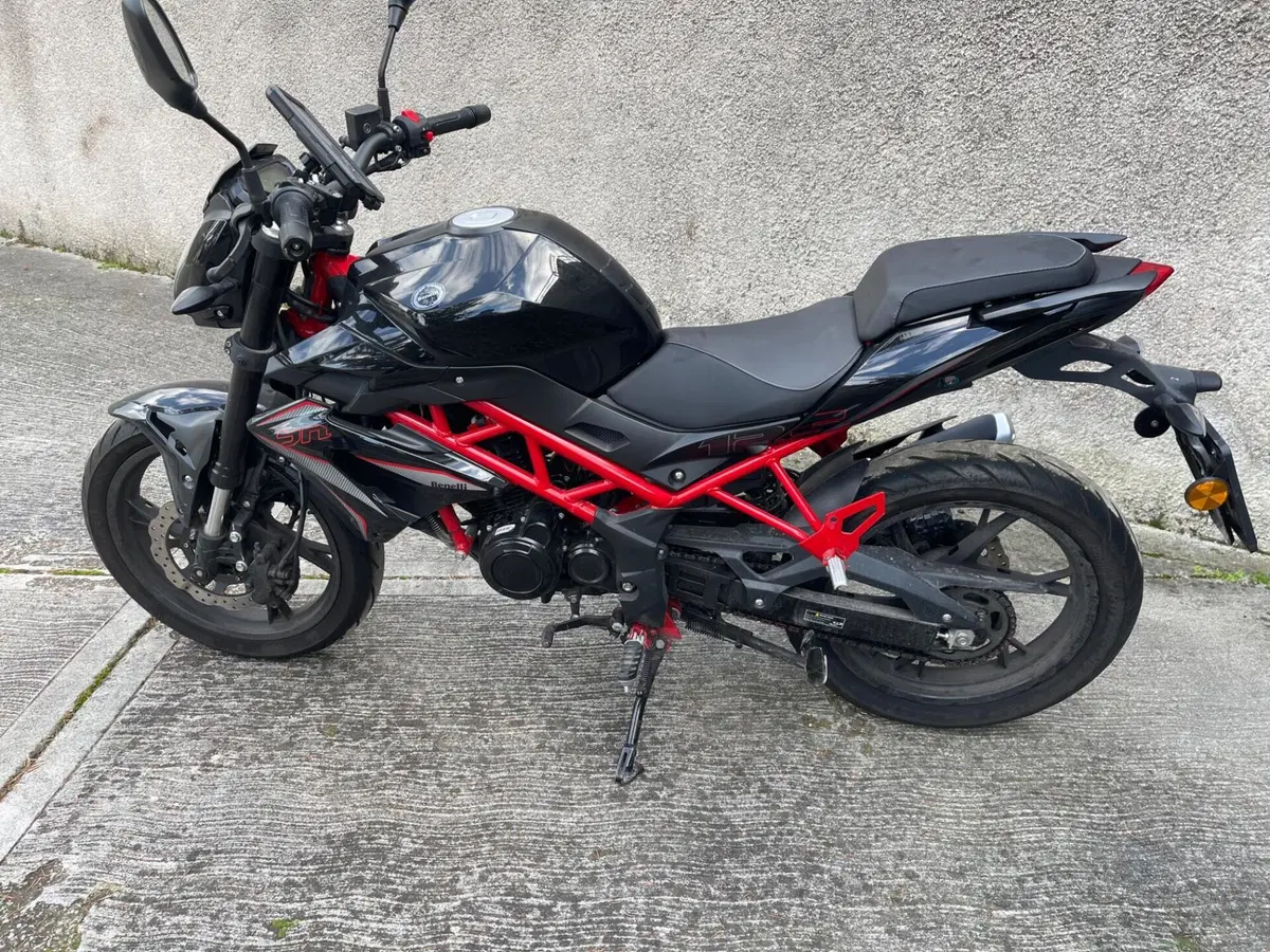 Benelli BN 125 (2021 - 25) (5)