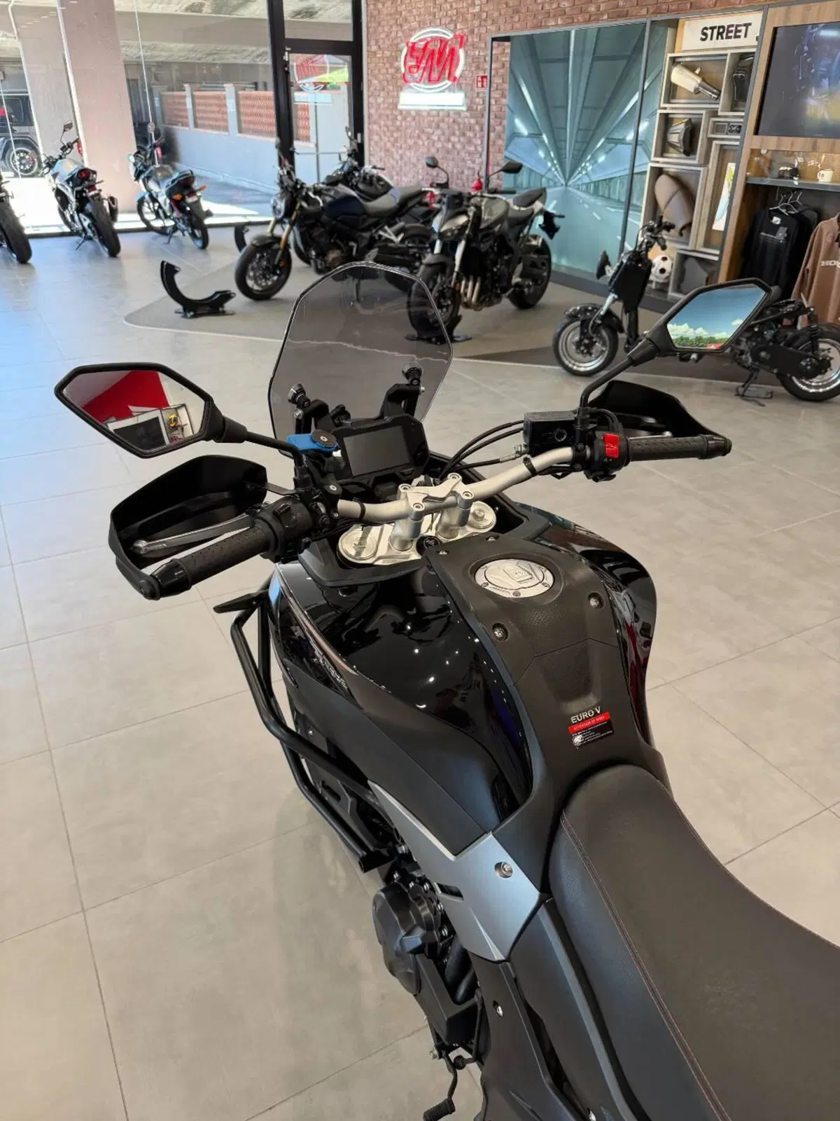 Voge Valico 500DSX (2021 - 24) (9)