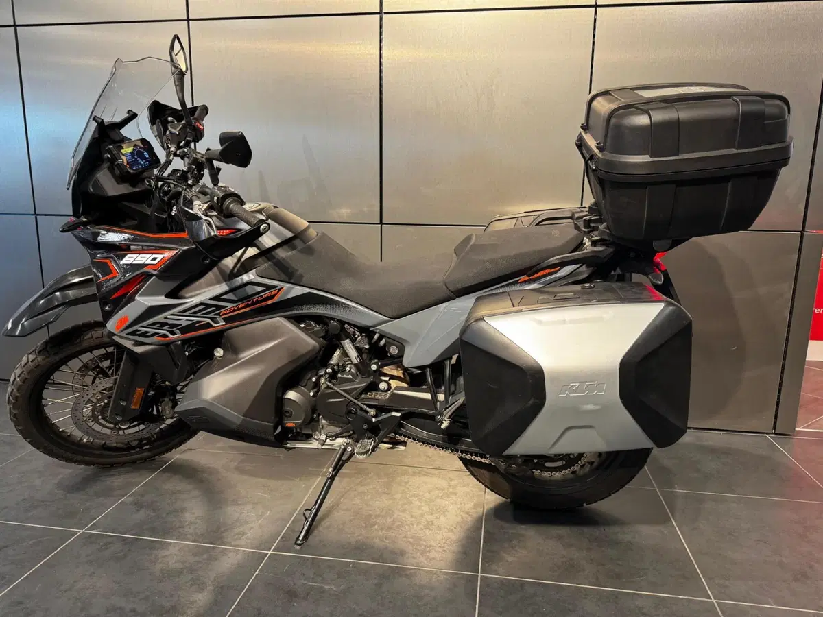 KTM 890 Adventure (2021 - 22) (2)