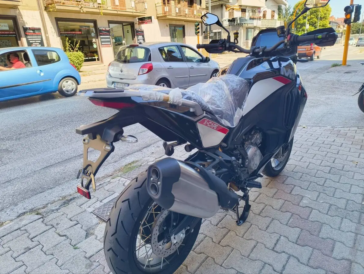 Moto Morini X-Cape 1200 (2026) (9)