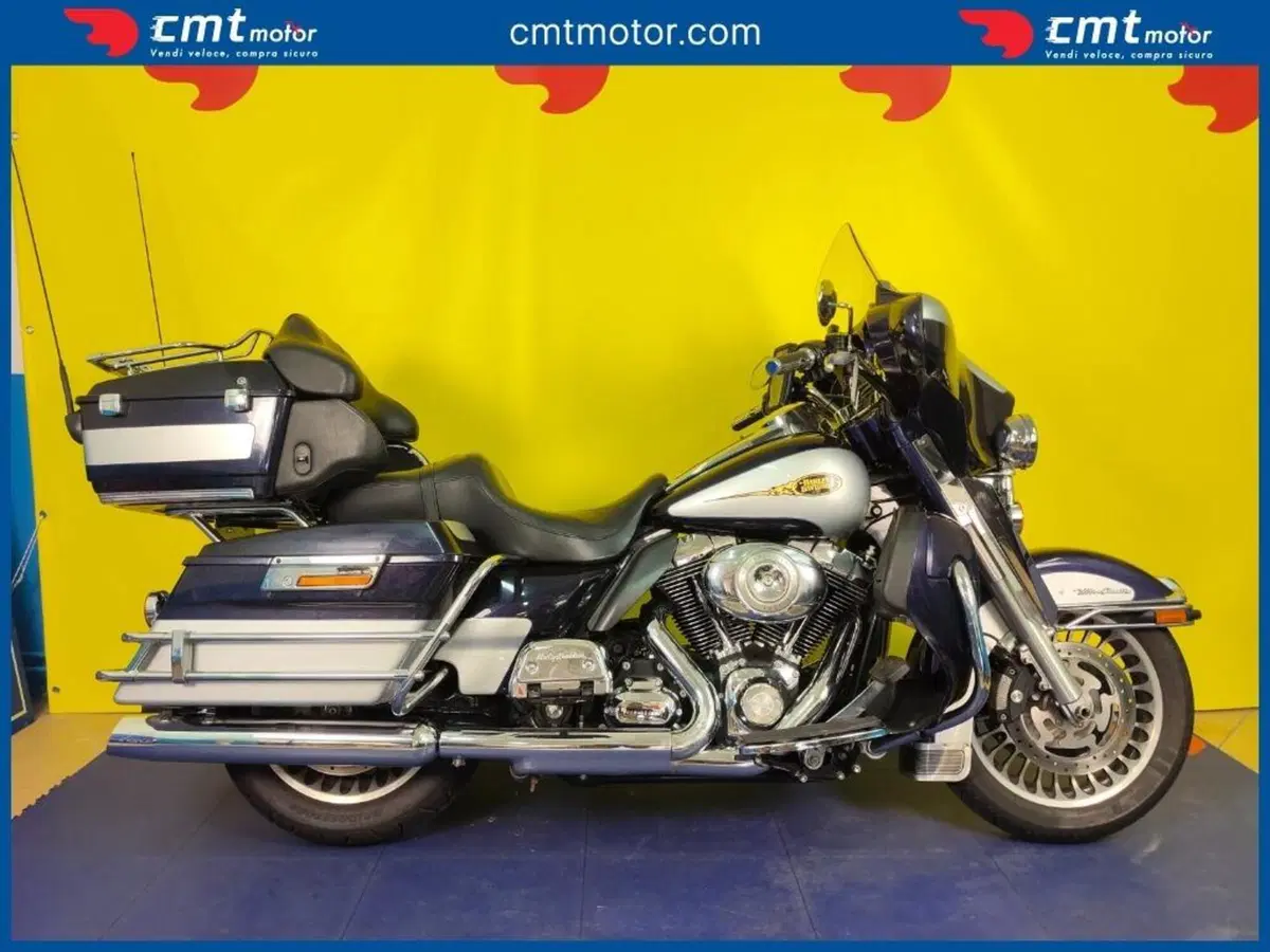Harley-Davidson 1584 Electra Glide Ultra Classic (2008 - 13) - FLHTCU