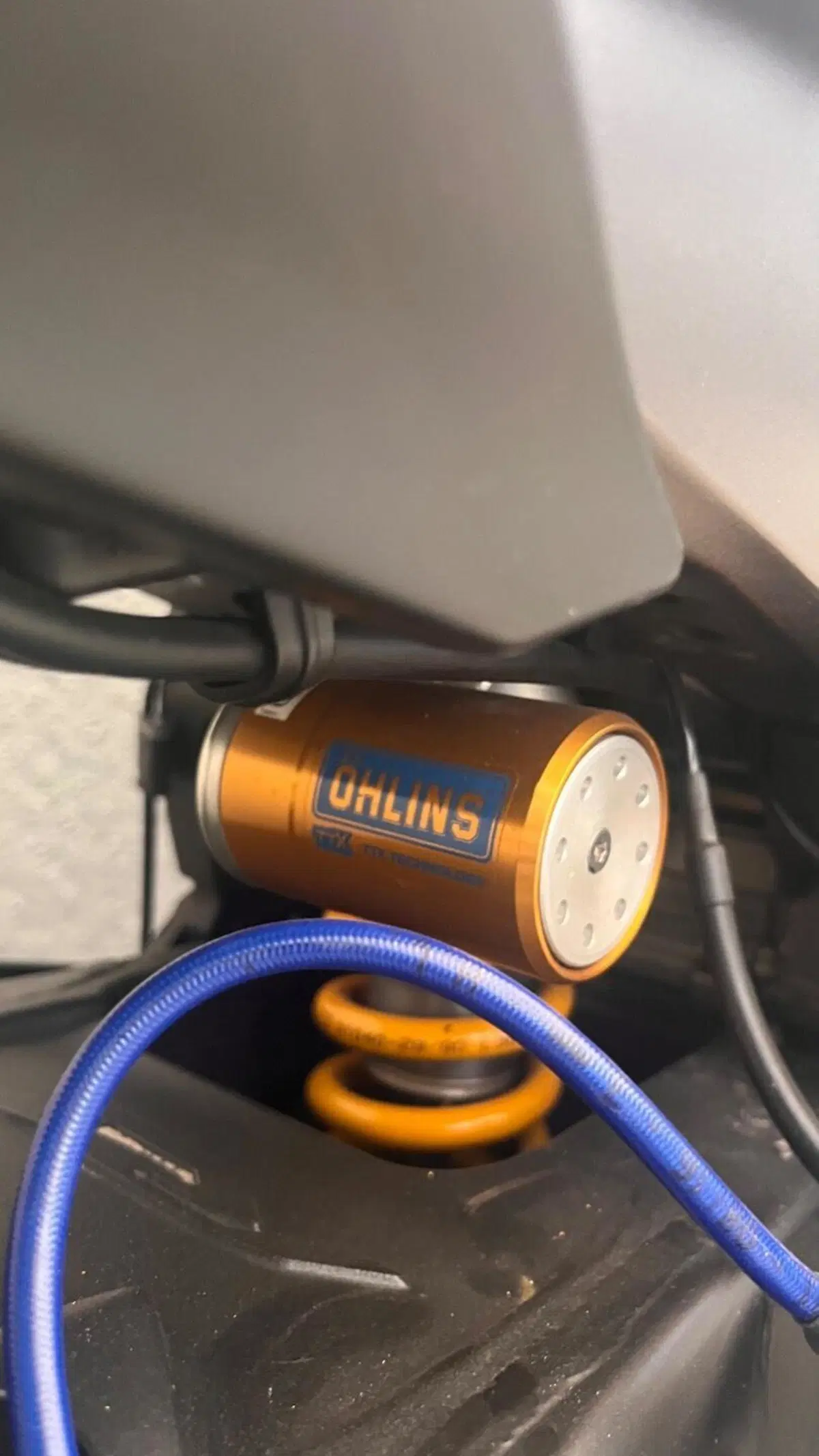 Yamaha YZF R1 (2015 - 16) (4)