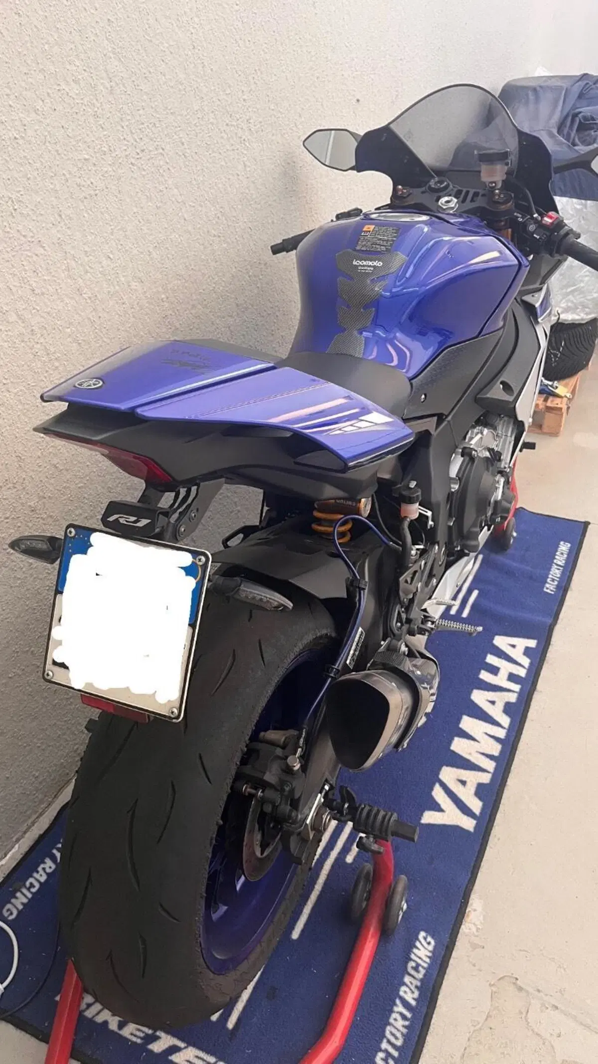 Yamaha YZF R1 (2015 - 16) (5)