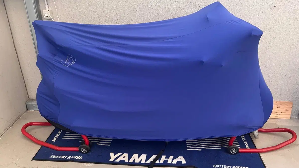 Yamaha YZF R1 (2015 - 16) (14)