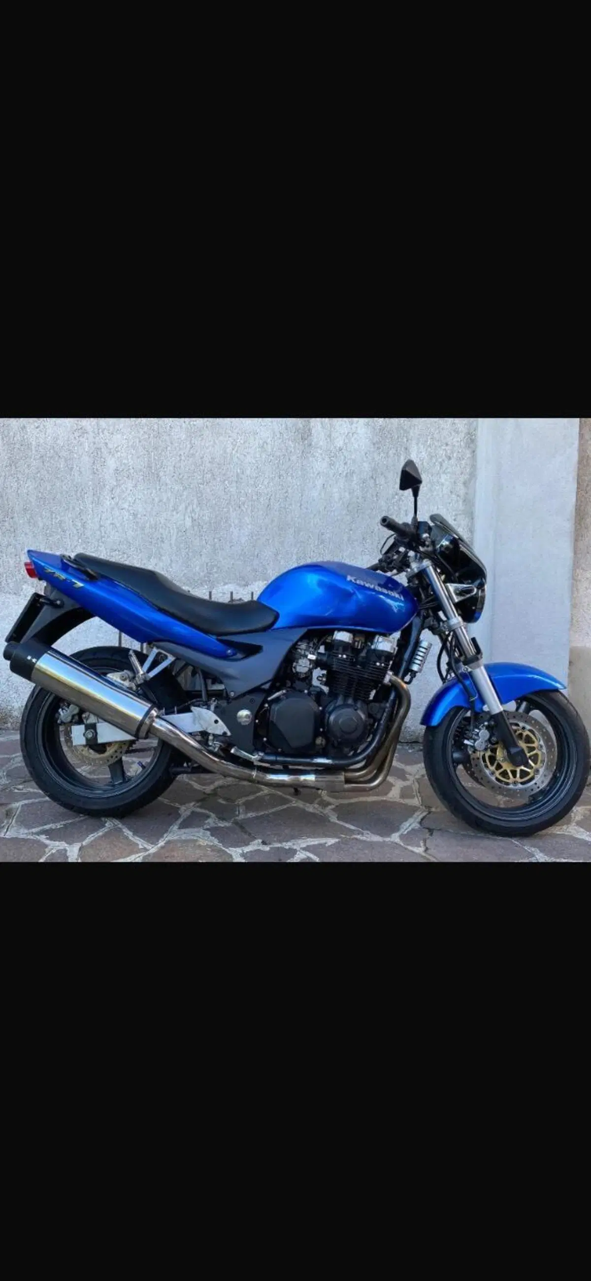 Kawasaki ZR-7 (2001 - 04)