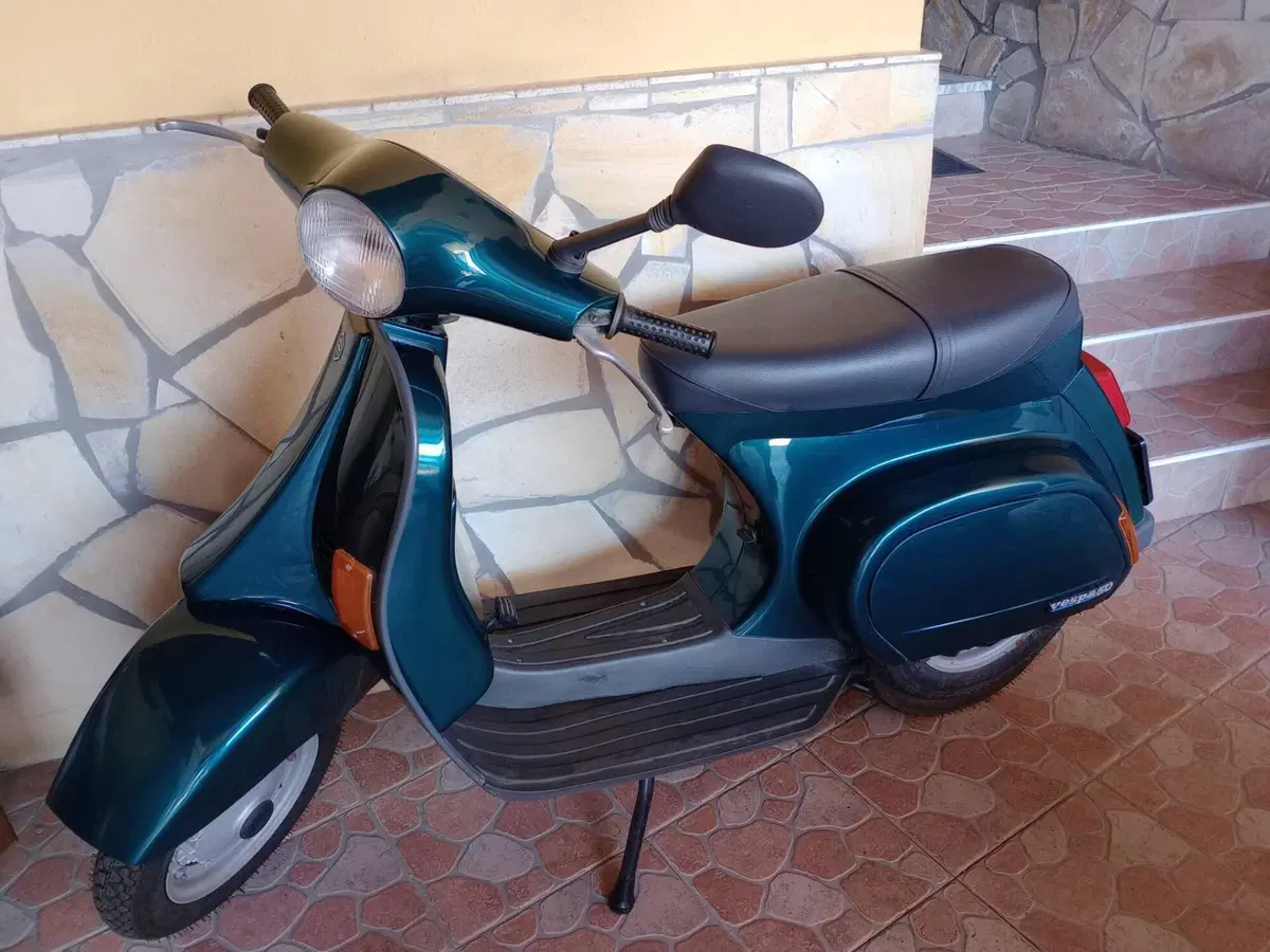 Piaggio Vespa 50V