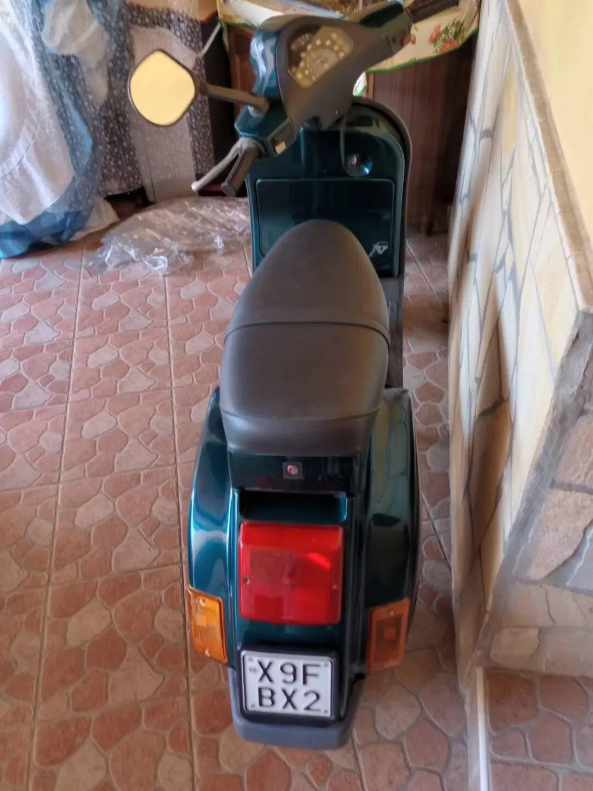 Piaggio Vespa 50V (3)