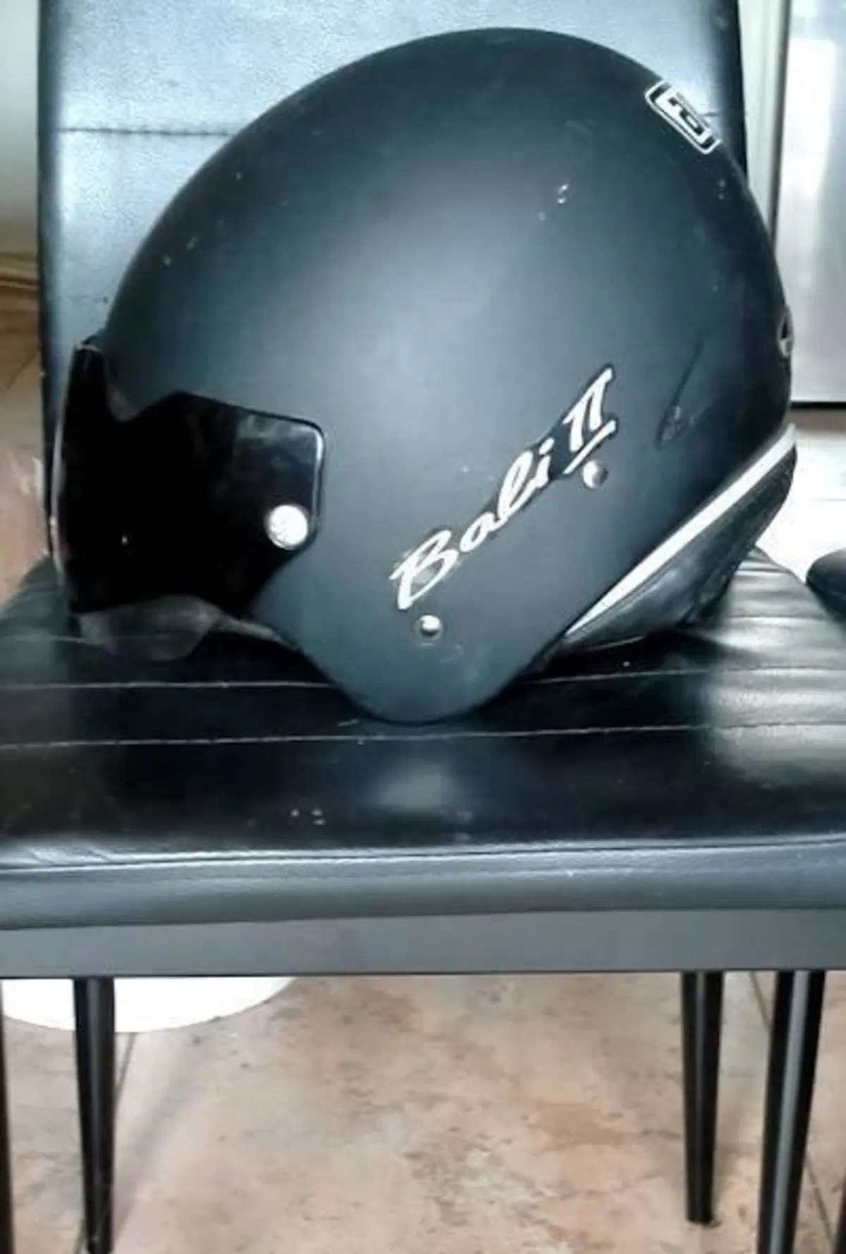 Caschi 1 AGV e 1 FM (3)