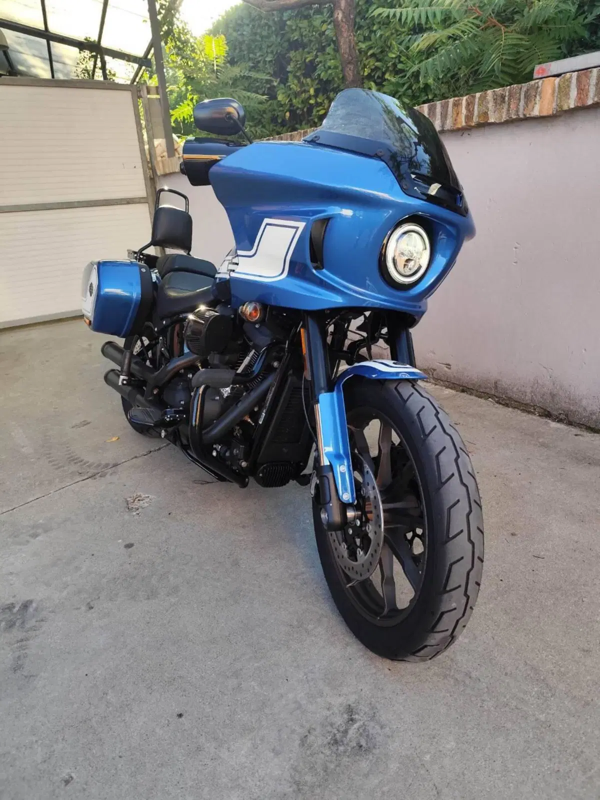 Harley-Davidson Low Rider ST Fast Johnnie Enthusiast (2023) (3)