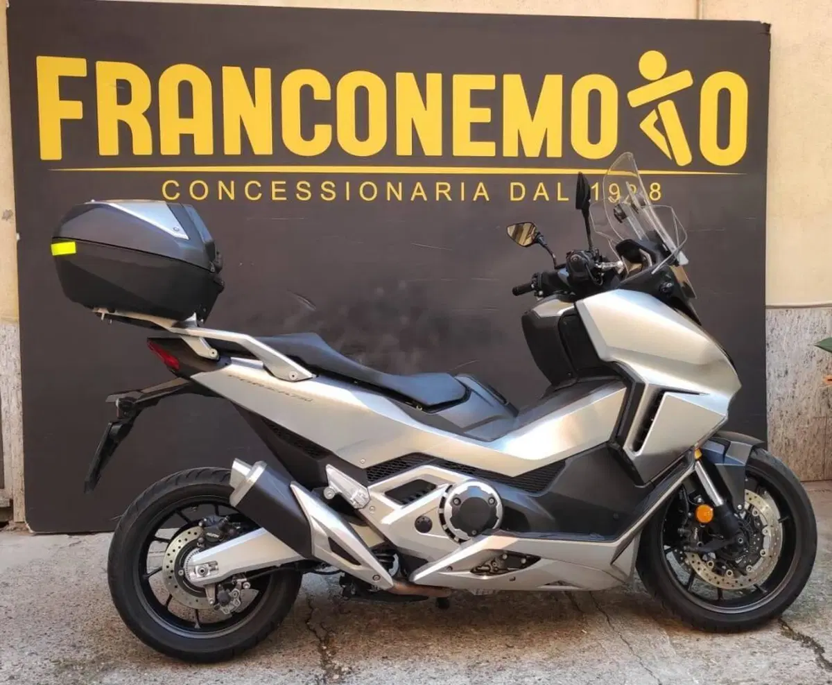 Honda Forza 750 DCT (2021 - 24) (3)