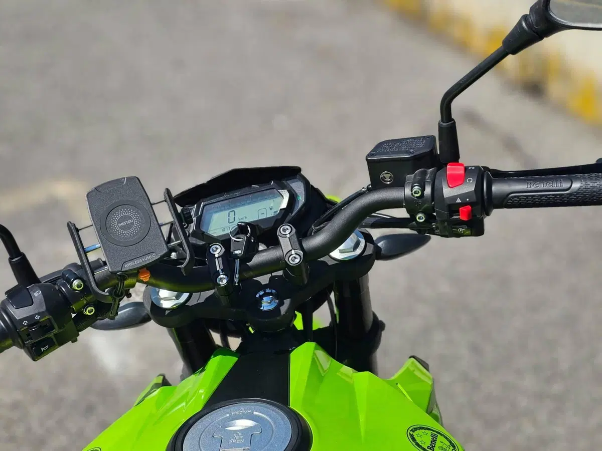 Benelli BN 125 (2021 - 25) (7)