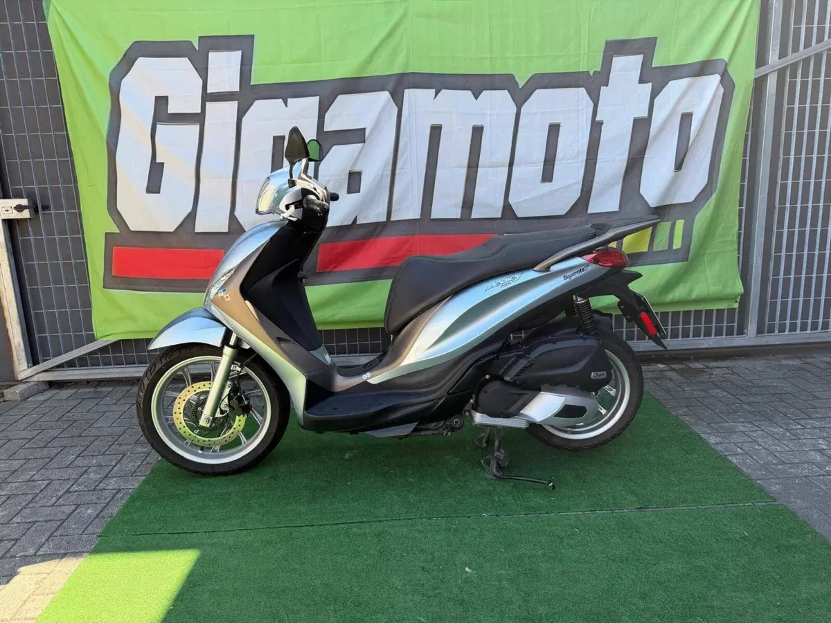 Piaggio Medley 125 ABS (2021 - 24) (2)